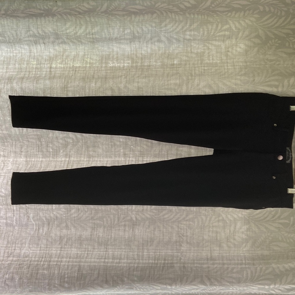 Ambiance size Medium extra stretchy skinny pants.